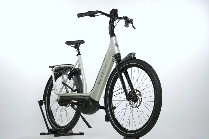 Gazelle Avignon C380 HMB