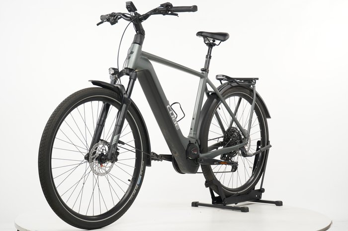 CUBE Kathmandu Hybrid Pro 750