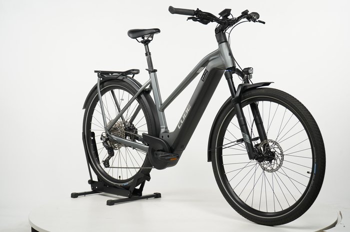CUBE Kathmandu Hybrid Pro 625