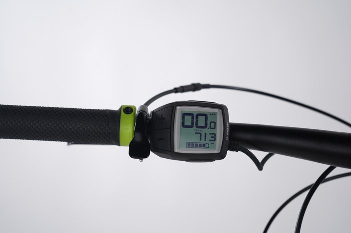 Cube Reaction Hybrid Pro