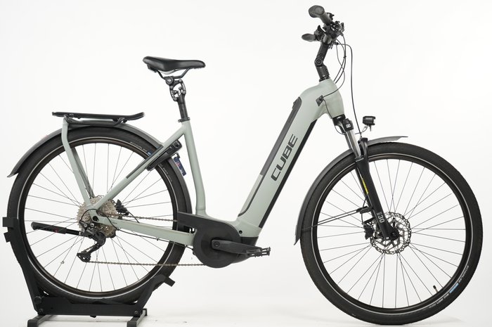 CUBE Kathmandu Hybrid ONE 625 Easy Entry
