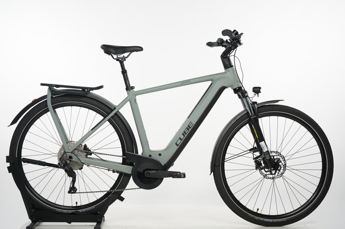 CUBE Kathmandu Hybrid ONE 750