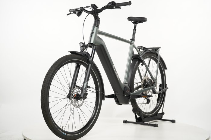 CUBE Kathmandu Hybrid Pro 750