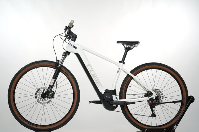 Cube Reaction Hybrid ONE 625