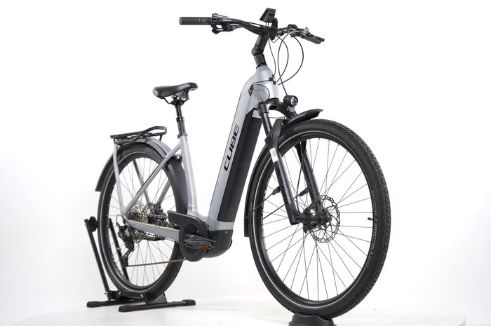 Cube Kathmandu Hybrid SL 750