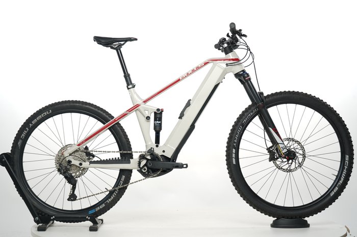 Bulls Sonic Evo AM 1 750