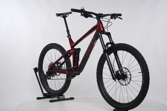 Trek Remedy 7