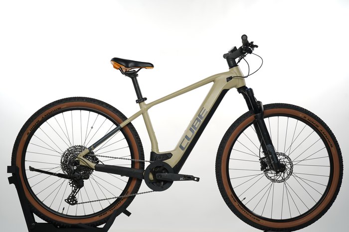 CUBE Reaction Hybrid Pro 500