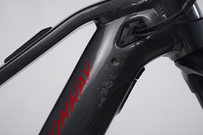 Conway Xyron SUV 4.9