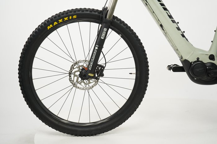 Giant Fathom E+2