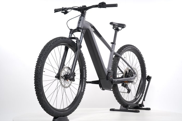 Cube Reaction Hybrid Race 750