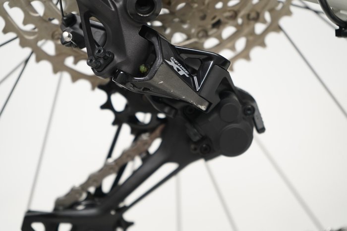 Radon Jealous Hybrid 10.0 CX 625