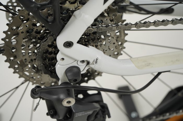 KTM CENTO 10 Plus