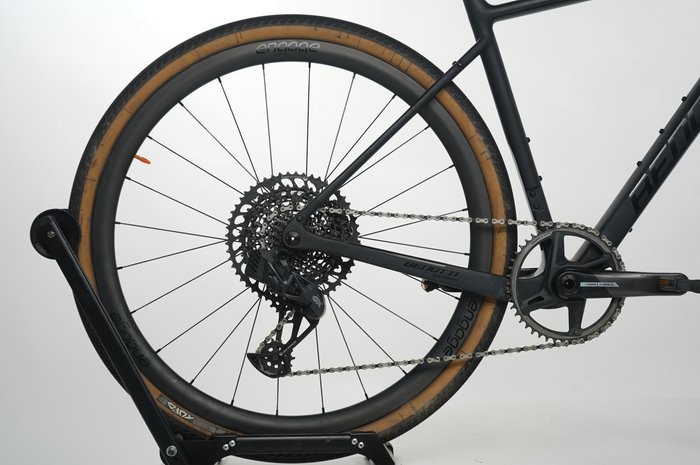Benotti Fuoco Gravel Carbon Force/GX Mullit AXS