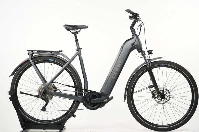 CUBE Kathmandu Hybrid ONE 625