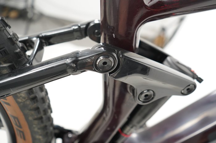 CUBE Stereo Hybrid 140 HPC Race 750