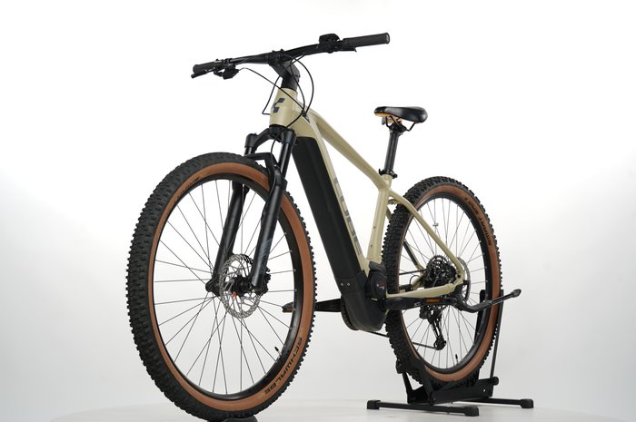 CUBE Reaction Hybrid Pro 500