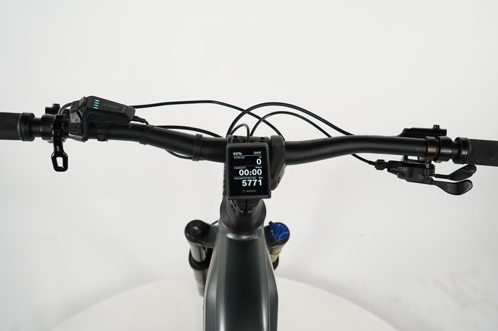 CUBE Reaction Hybrid Pro 750