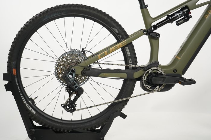 CUBE Stereo Hybrid 140 HPC TM 750