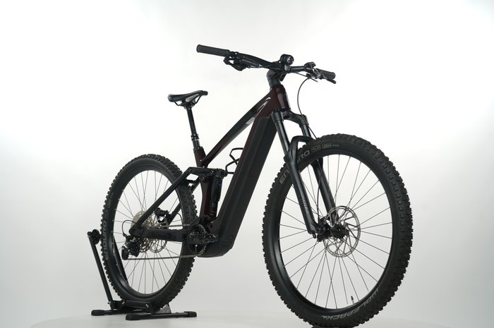 CUBE Stereo Hybrid 140 HPC Race 750