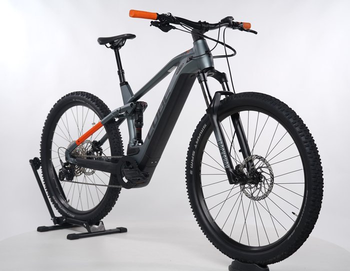 Cube Stereo Hybrid 120 Pro 625