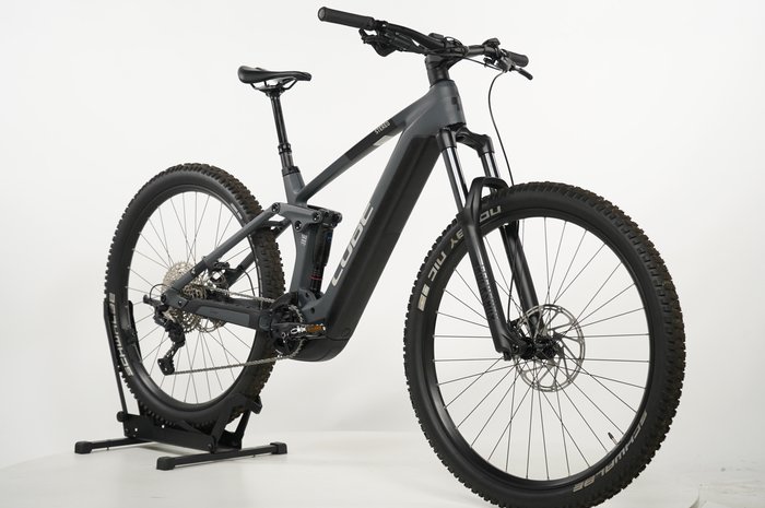 CUBE Stereo Hybrid 140 HPC Race 750