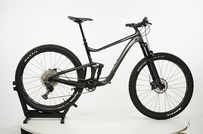 Giant Trance 2 29″