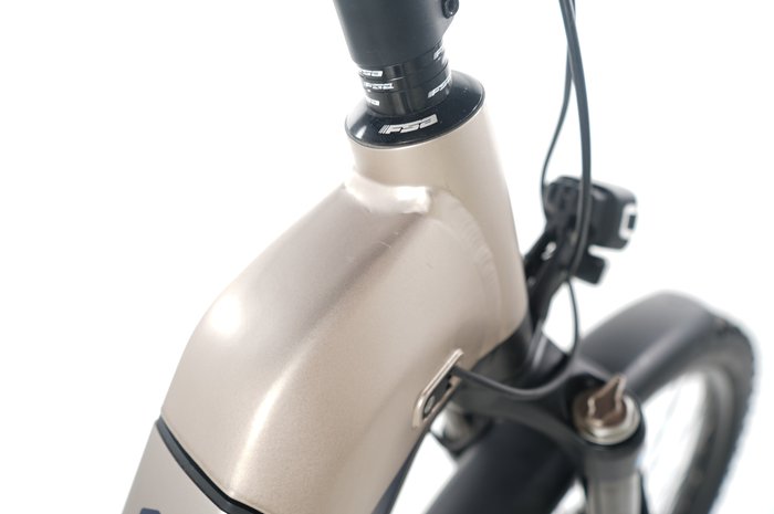 Victoria eAdventure 12.8