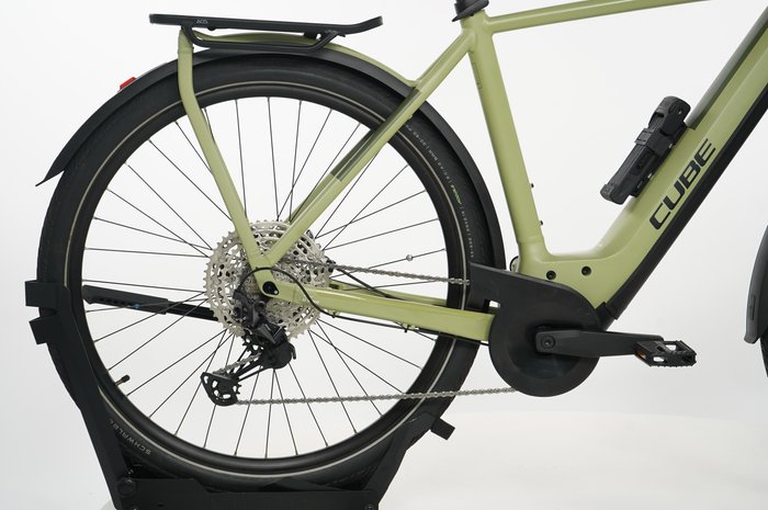 CUBE Kathmandu Hybrid SLX 750