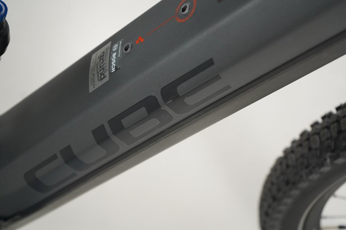 CUBE Stereo Hybrid 140 HPC Actionteam 750