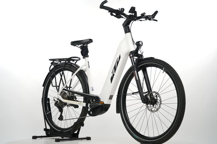 KTM CENTO 10 Plus