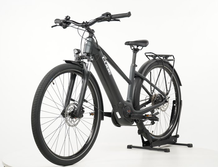 CUBE Touring Hybrid ONE 625