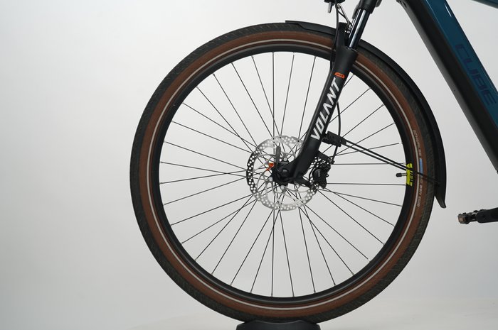 Cube Kathmandu Hybrid ONE 500