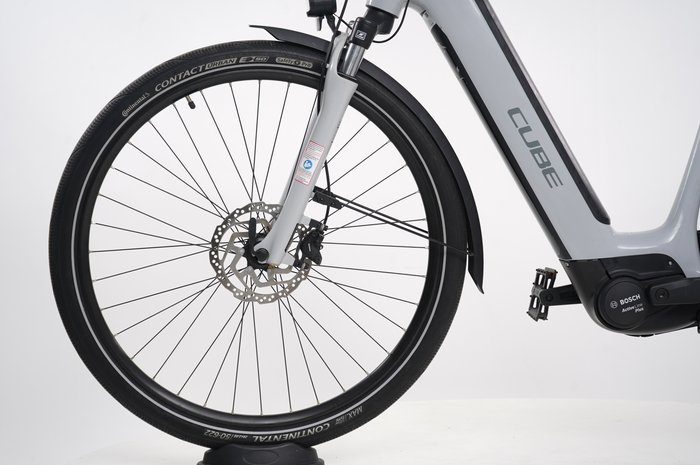Cube Supreme Hybrid ONE 400 Easy Entry