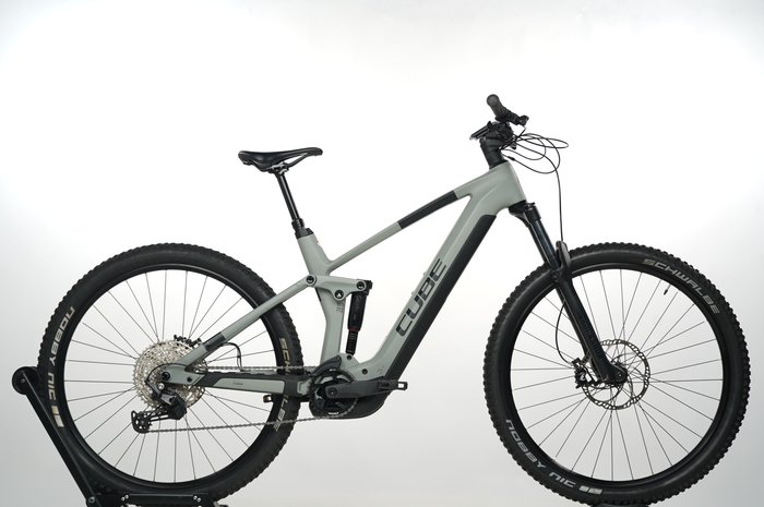 Cube Stereo Hybrid 140 HPC Pro 750