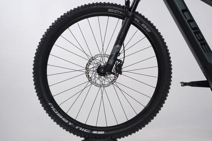 Cube Touring Hybrid Pro 625