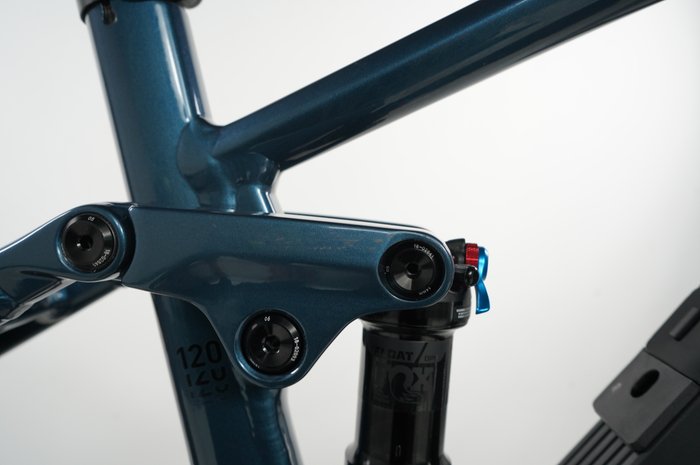 CUBE Stereo Hybrid 120 Race 750