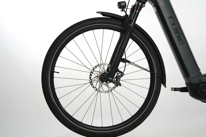 CUBE Kathmandu Hybrid SLT 750