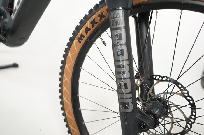 CUBE Stereo Hybrid 160 HPC Race 750 27.5