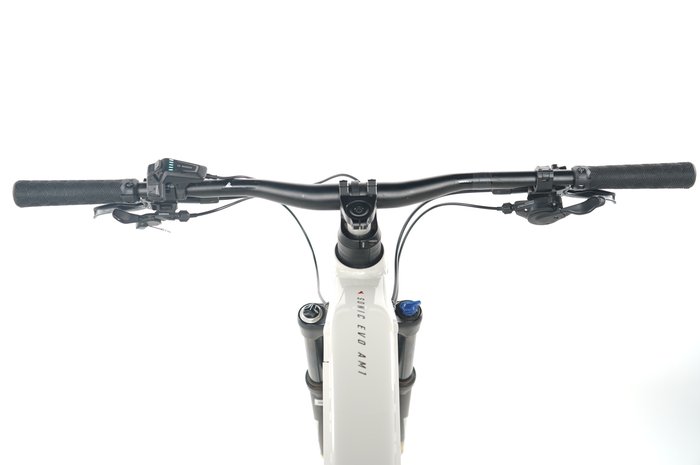 Bulls Sonic Evo AM 1 750