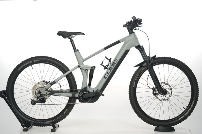 CUBE Stereo Hybrid 140 HPC Pro 750