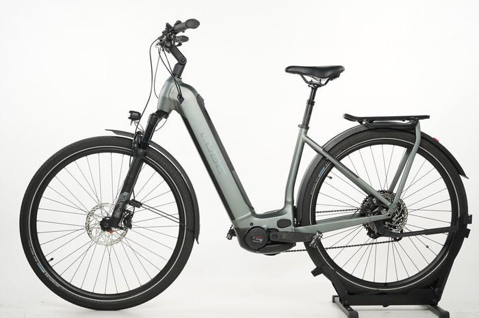 CUBE Kathmandu Hybrid Pro 750