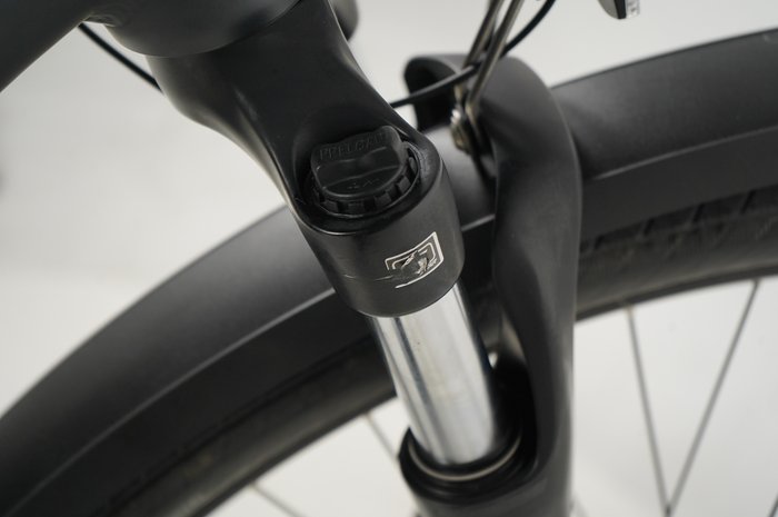 CUBE Touring Hybrid ONE 625