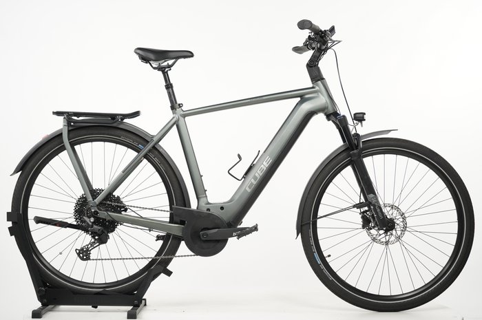 CUBE Kathmandu Hybrid Pro 750