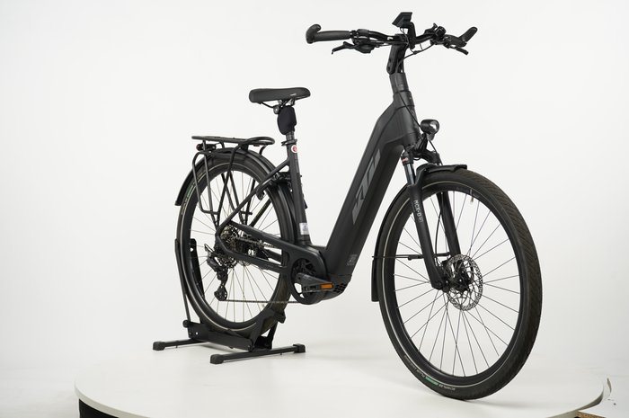 KTM Cento 10 Plus