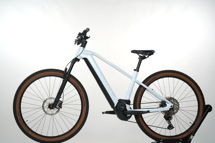 Cube Reaction Hybrid Pro 750