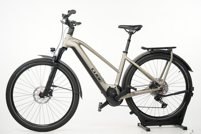 CUBE Kathmandu Hybrid Pro 750