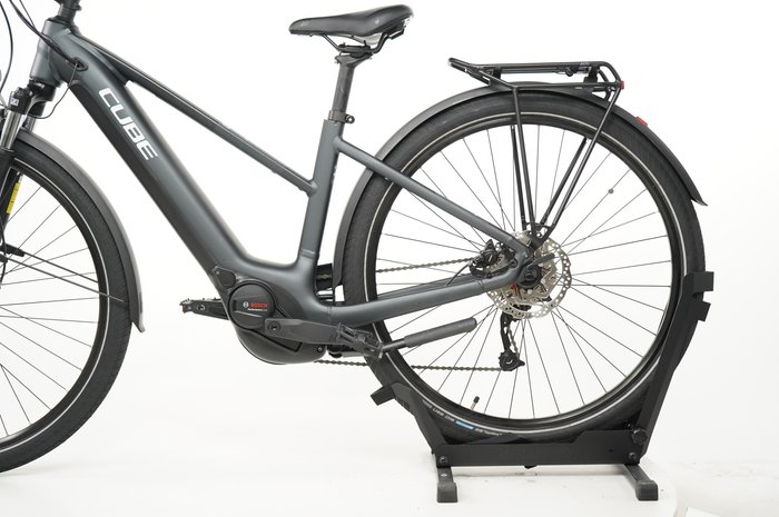 CUBE Touring Hybrid ONE 625