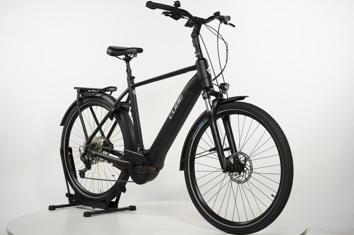 CUBE Touring Hybrid Pro 500