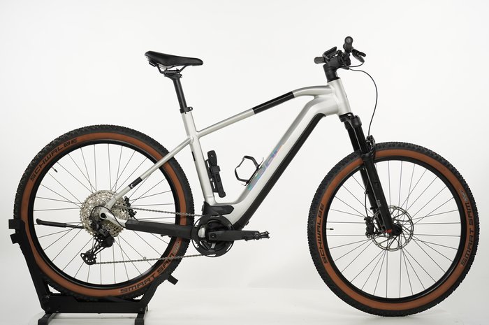 CUBE Reaction Hybrid SLX 750
